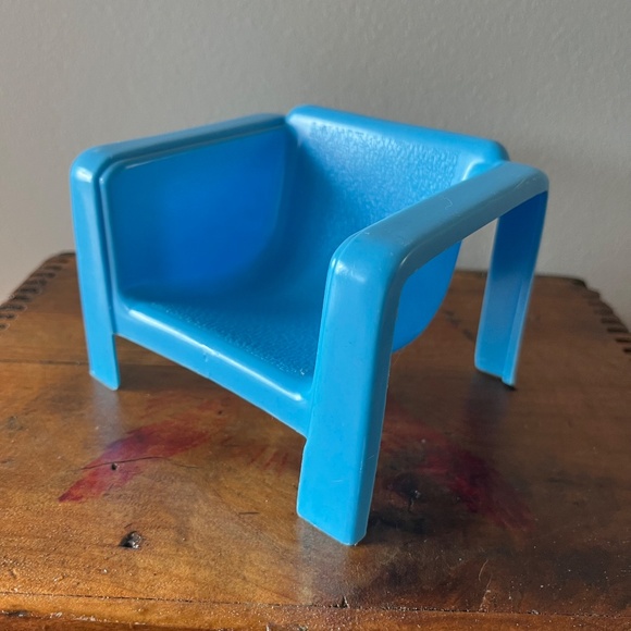 Vintage 70s Mattel Barbie Summer Umbrella & Patio Chairs - Picture 3 of 12